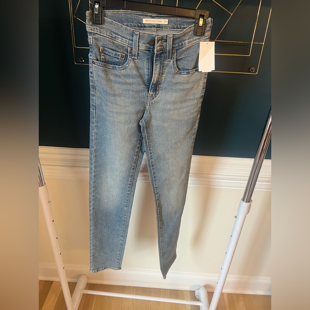 Levi's 724 High Rise Straight jeans in a size 24.